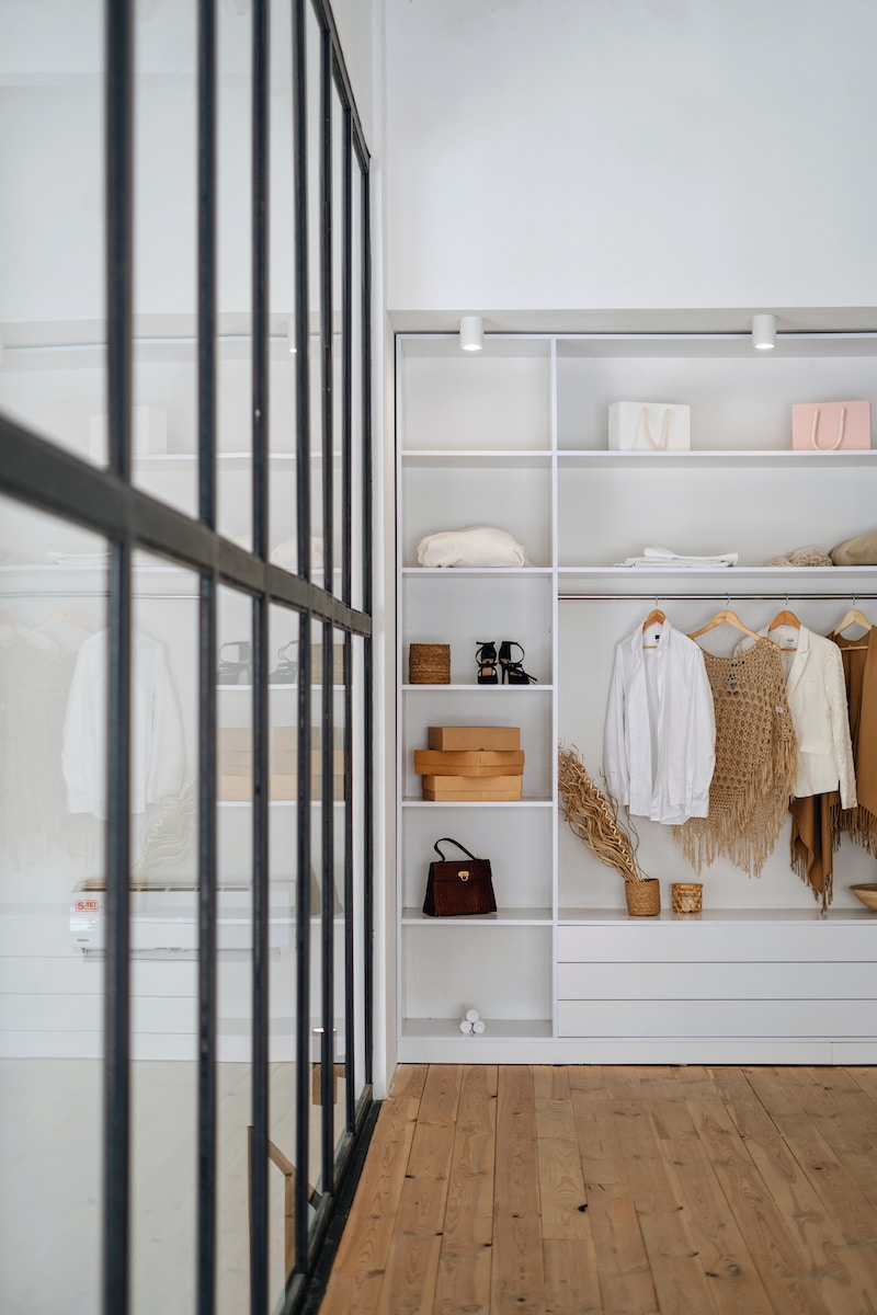 Schrijnwerken op maat: Dressing en Dressoir Kleerkast